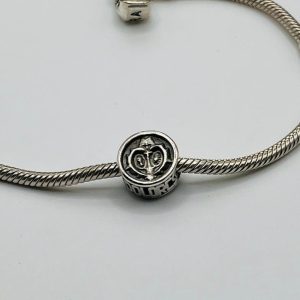 Charm Escudo Hermandad del Cerro en plata