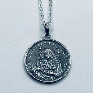 Medalla Escapulario Hermandad de la Hiniesta Sevilla en Plata de Ley 23mm