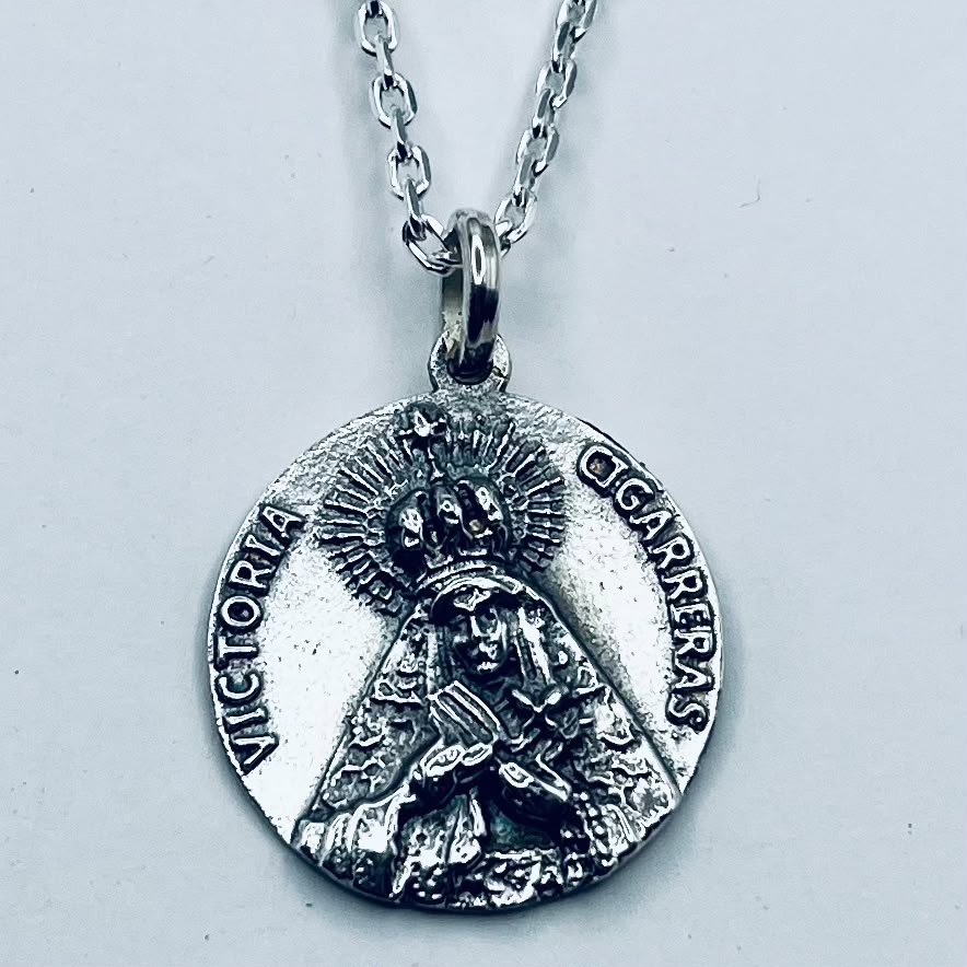 Medalla Virgen de las Cigarreras en Plata de Ley (22 mm)